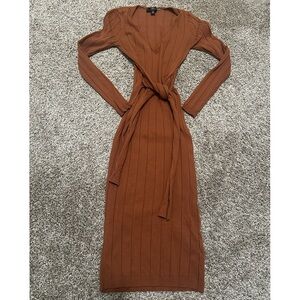 Tie waist midi sweater dress, slight rip at back neckline